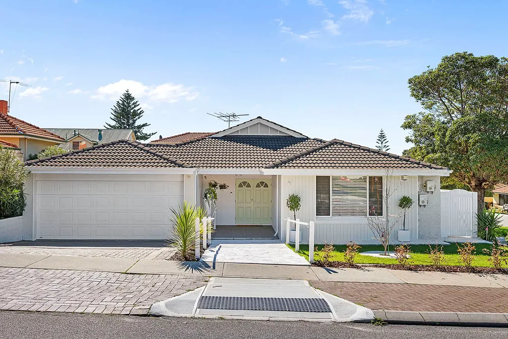 30 Beatrice Street, Doubleview, WA 6018