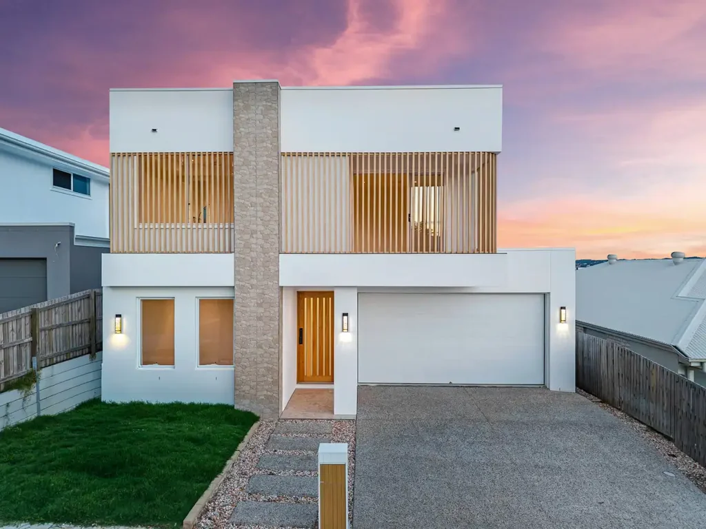 19 Hamersley Court, Spring Mountain, QLD 4300