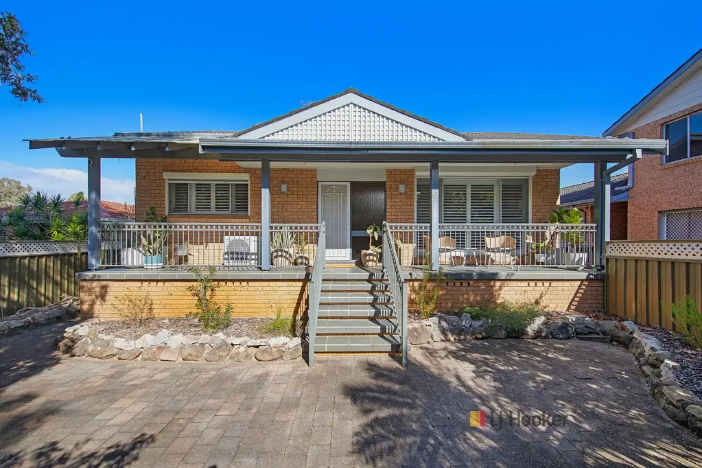 Budgewoi 2ਬੈੱਡਰੂਮ Standalone Coastal Villa in the Heart of Town!