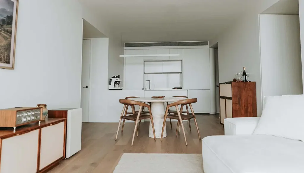 Marina Views Apartment - living at its Best - Nautilus Building
