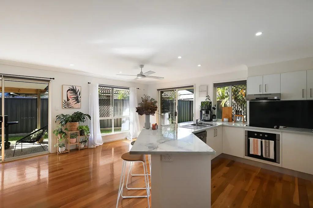 Varsity Lakes 3房  Immaculately Presented Single-Level Duplex with No Body Corporate