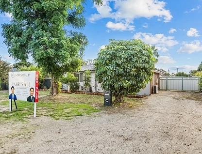 10 Redtingle Road, Camillo, WA 6111, 3 rūma, 1 rūma horoi, House
