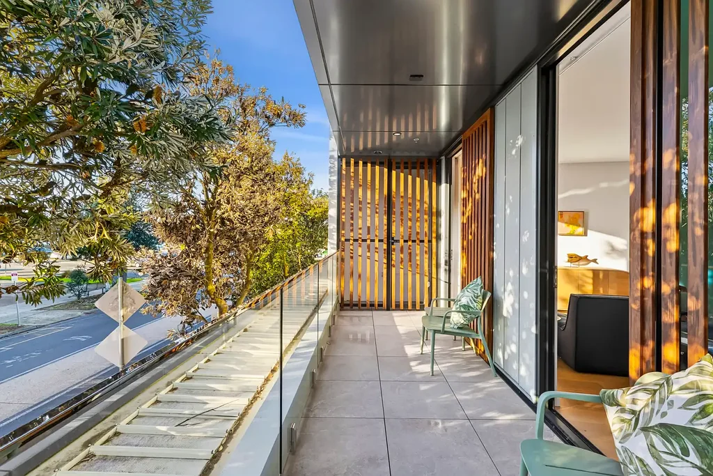 St Leonards 3ਬੈੱਡਰੂਮ Modern Apartment Living Moments from the Shoreline