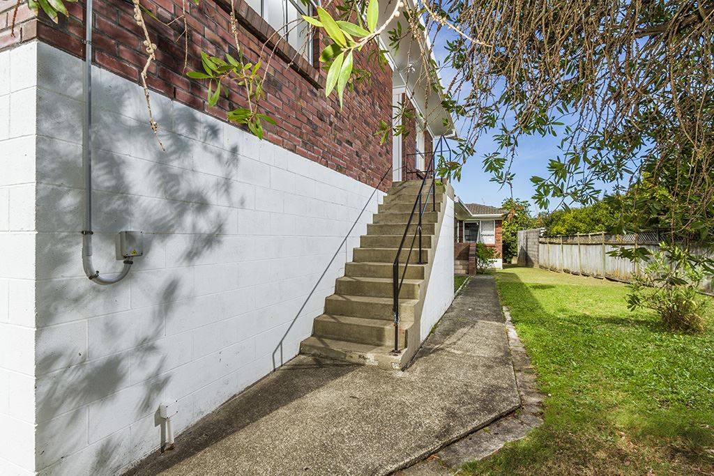 1/15a Roberts Avenue, Bayswater, Auckland - North Shore, 2 Bedrooms, 1 Bathrooms