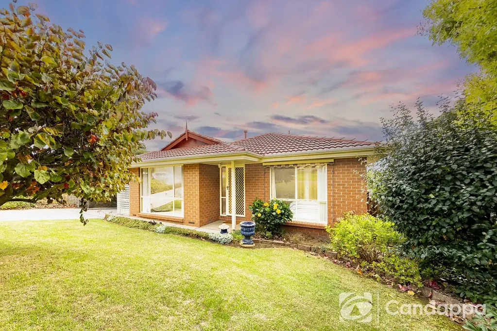 17 Flax Mill Close, Drouin, VIC 3818
