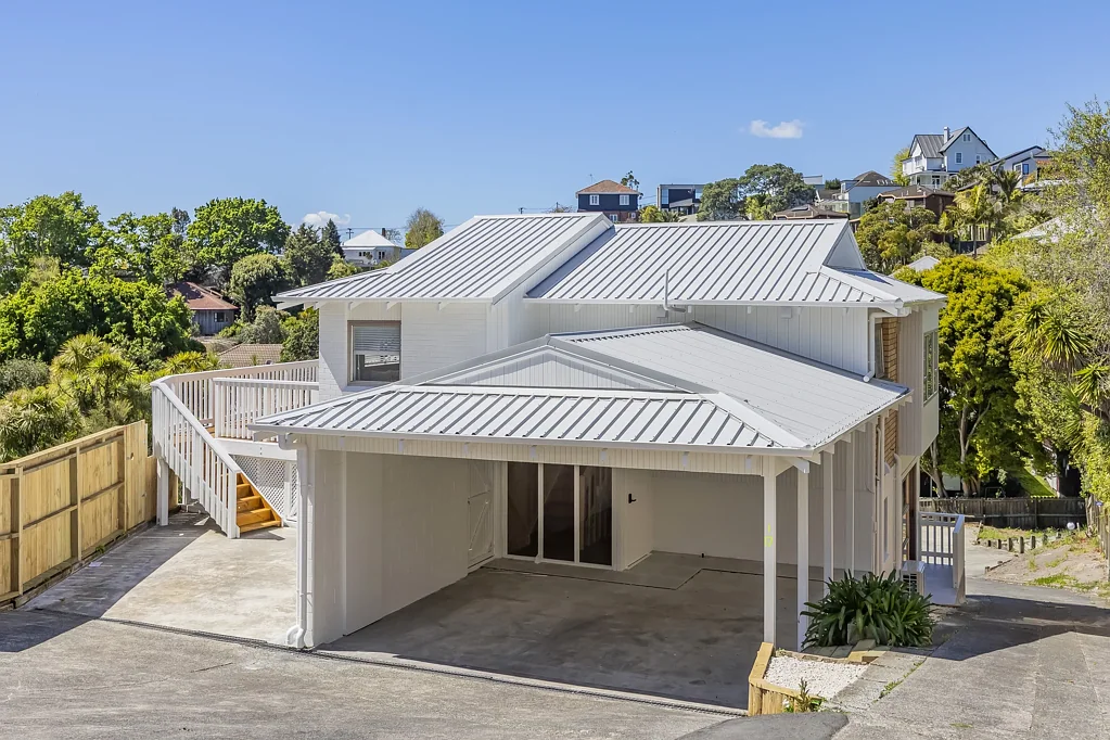 Remuera 4Kwarto Renovated, Zoned DGZ & Ready to Enjoy