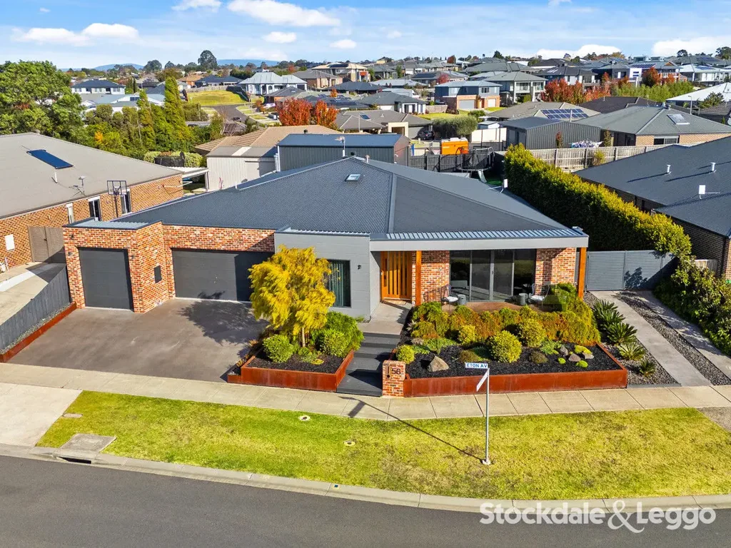 Traralgon 4 Bedroom Elegant Custom-Designed Residence In a Prime Location