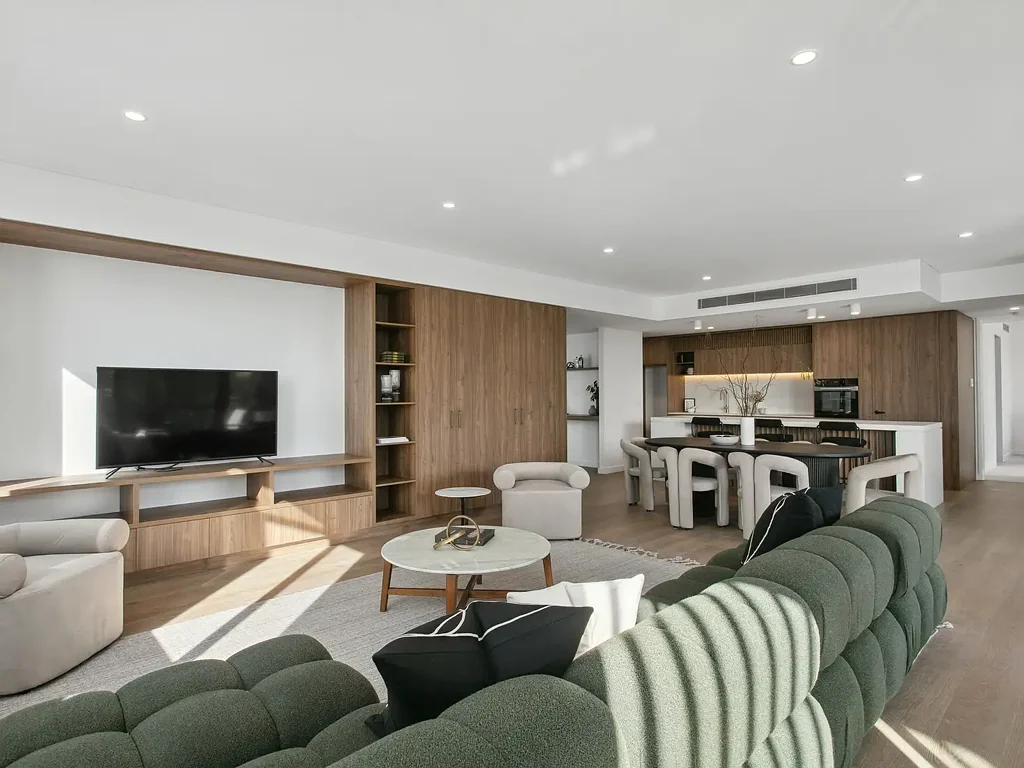 Nedlands 3 Bedroom 3-Bedroom Sub-Penthouse With 3 Car Bays