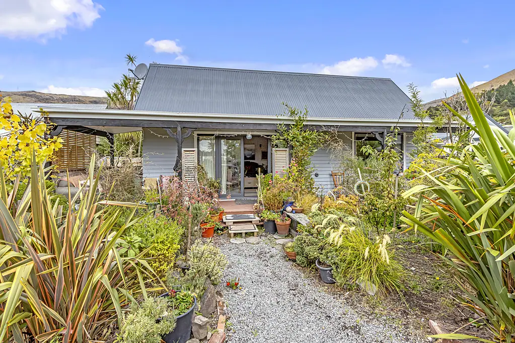 10 Stedley Place, Heathcote Valley, Christchurch, Canterbury