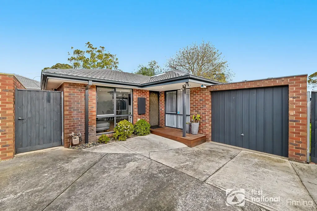 Cranbourne 2部屋 Beautifully Presented Unit in a Prime Central Location – No Body Corporate!