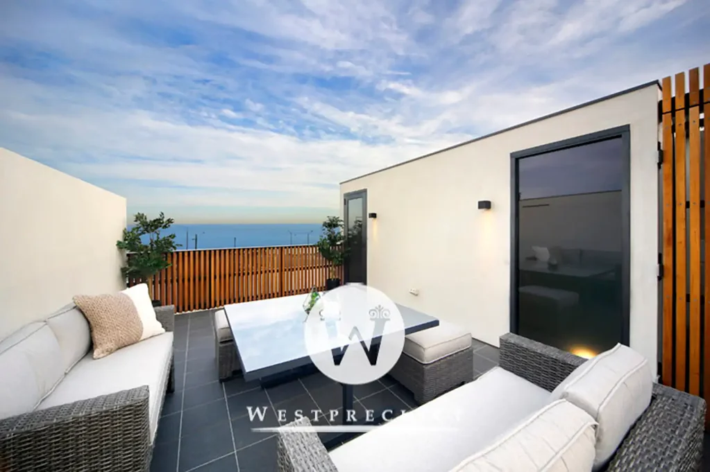 In transition?  We offer fine furnished stays from 3 months +