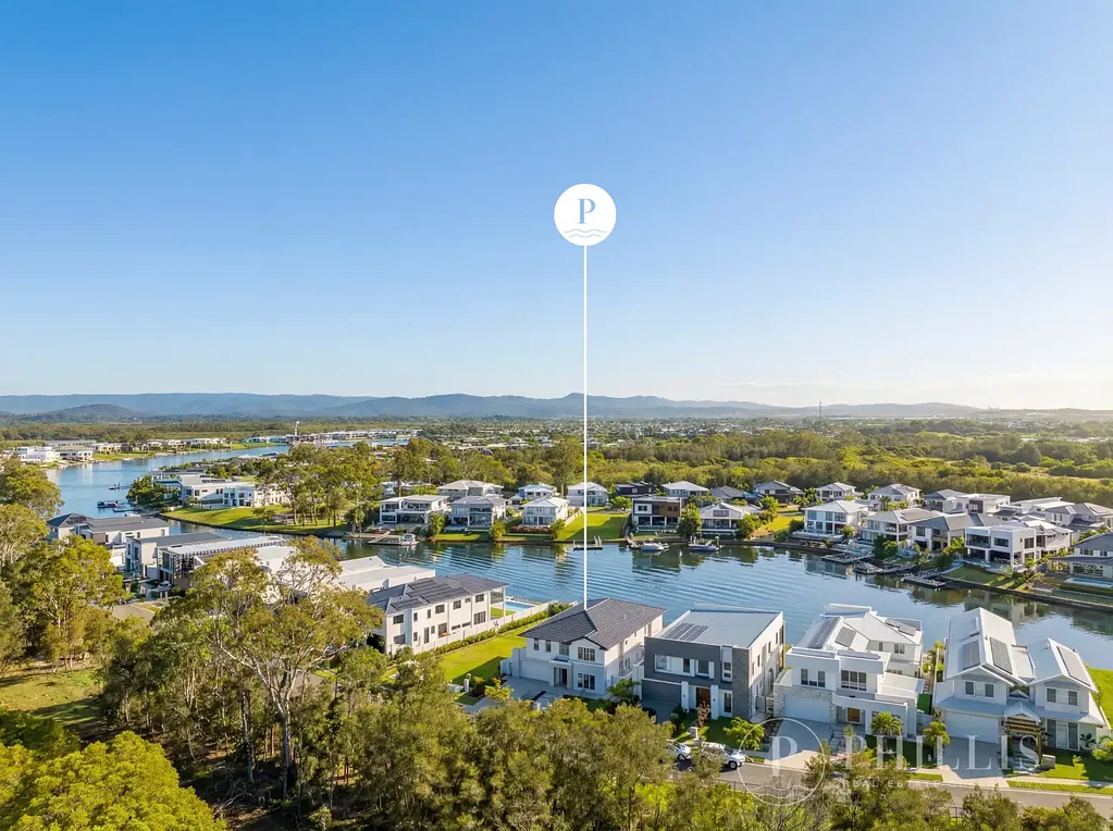 152 Lake Serenity Boulevard, Helensvale, QLD 4212