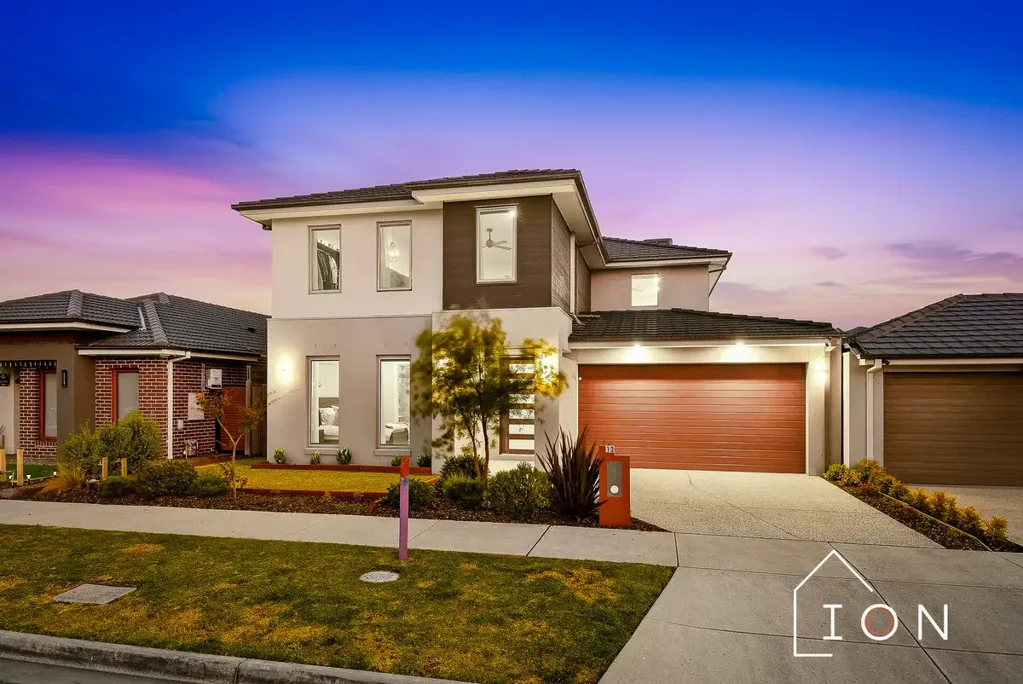 13 Niloma Street, Clyde North, VIC 3978
