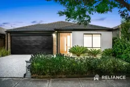 11 Pottery Avenue, Point Cook