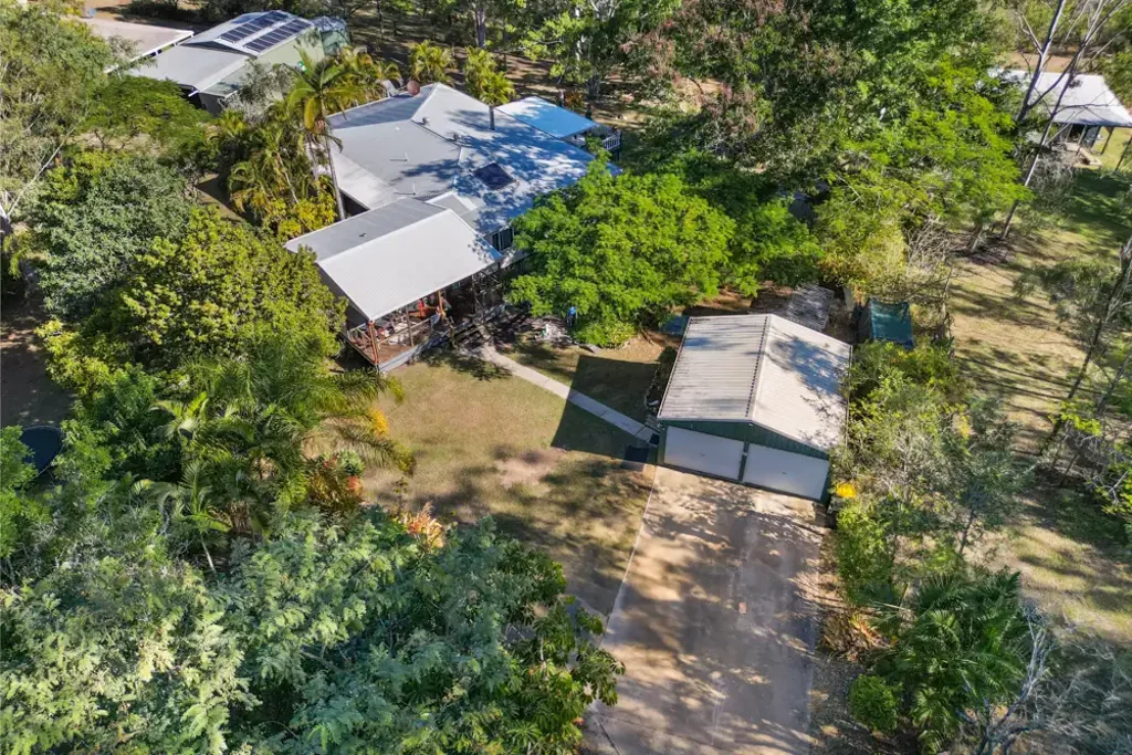 37 Helen Crescent, Wurdong Heights, QLD 4680