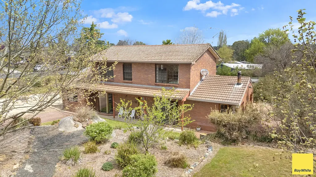 Uralla 4Phòng ngủ Rare Opportunity - First Time Offered in Over 20 Years