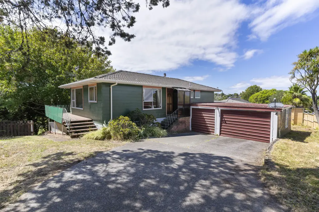 Sunnynook 3 Bedroom Westlake Zone | 974 Sqm | Development Potential