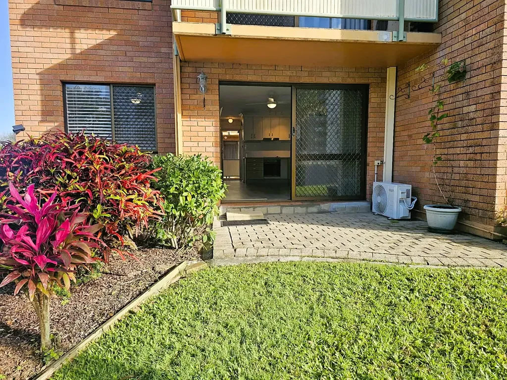 Redcliffe 1Zimmer Over‑50s Freehold Unit, Ground Floor, Walk to the Beach