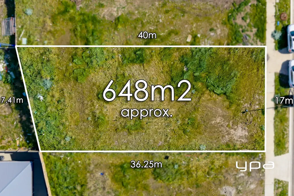 Sunbury The perfect location to build your dream on a great size lot !