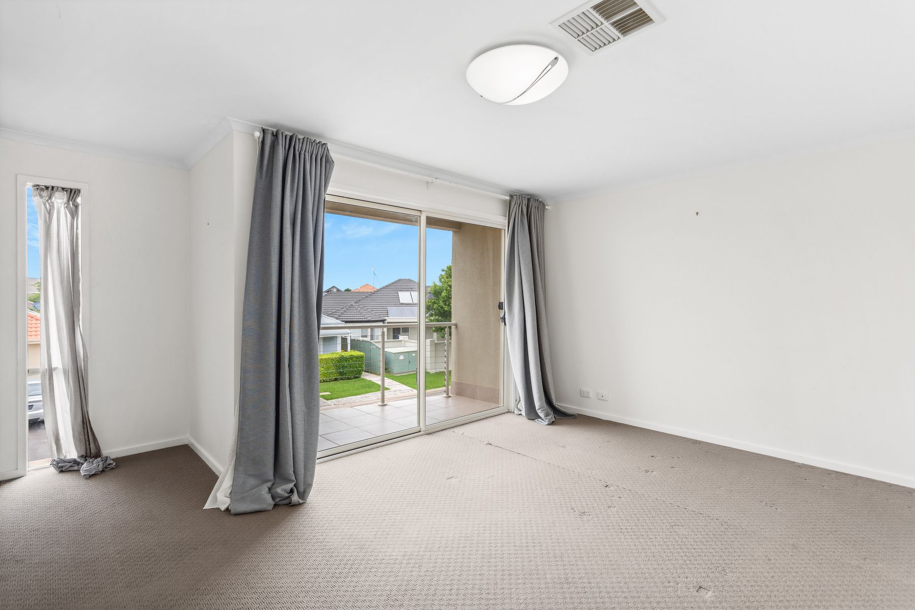 4 WEIRA ST, MAWSON LAKES SA 5095, 0 ห้องนอน, 0 ห้องน้ำ, Townhouse