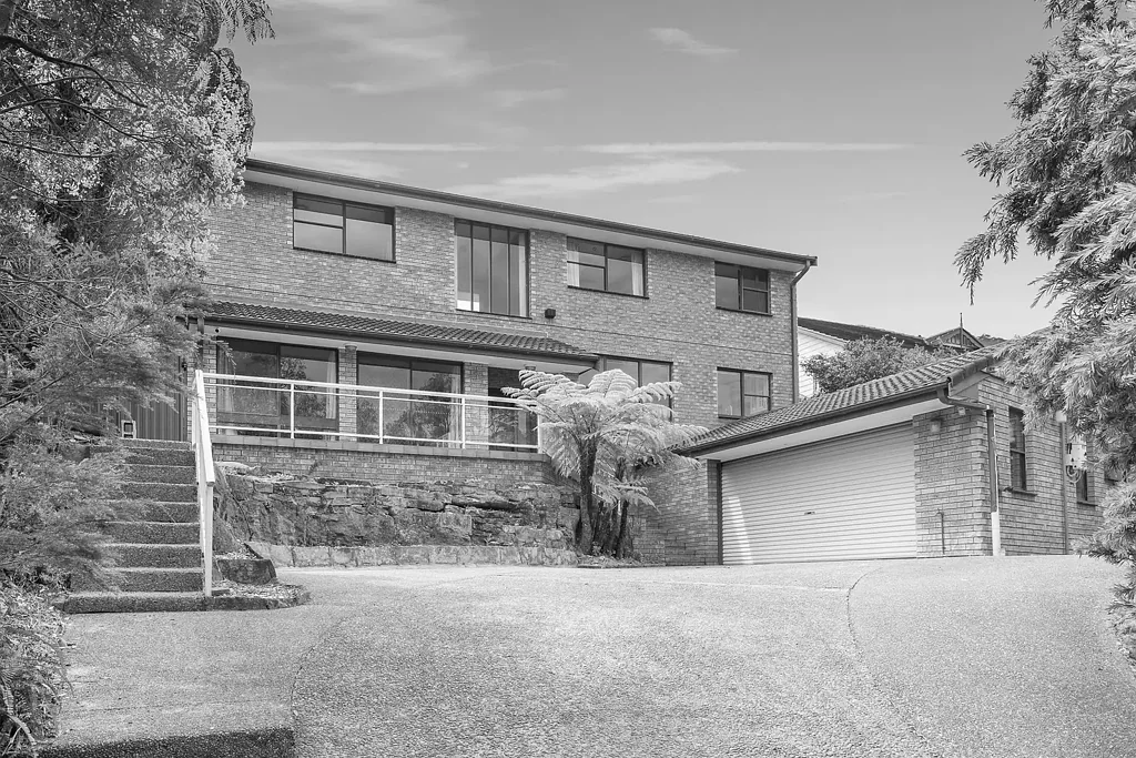 19 Bampton Avenue, Illawong, NSW 2234