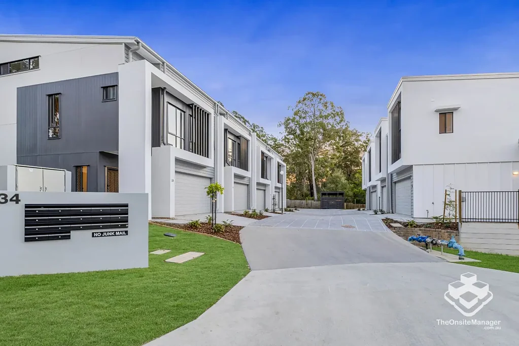 Fairly New and Modern Tranquility at Northwood