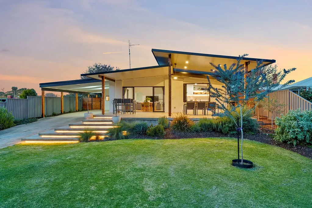 Tocumwal 4房  Where Luxury Meets Nature in the Heart of Tocumwal