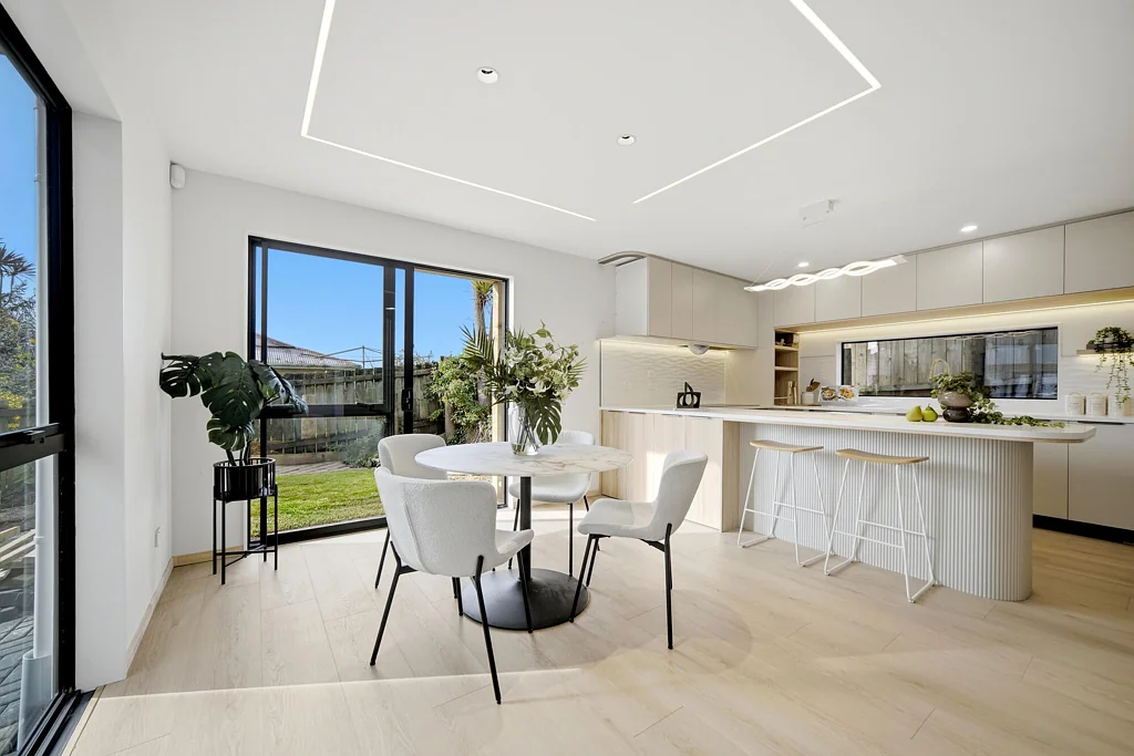 Totara Vale 3غرفة نوم Smart Living in Double Westlake Zone
