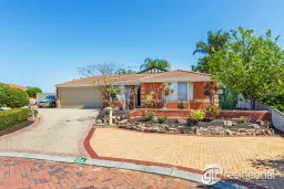 9A Poinsettia Grove, South Lake