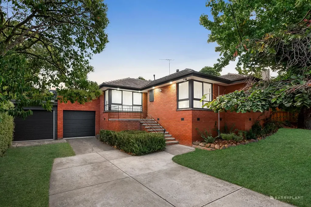 Templestowe 3Moenga Versatile, Fully Renovated Property with Endless Potential in DD08 Zone