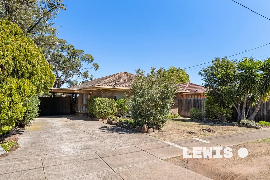 21 Roscrea Road, Melton, VIC 3337