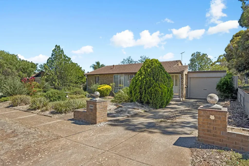 2 Karri Street, Munno Para, SA 5115