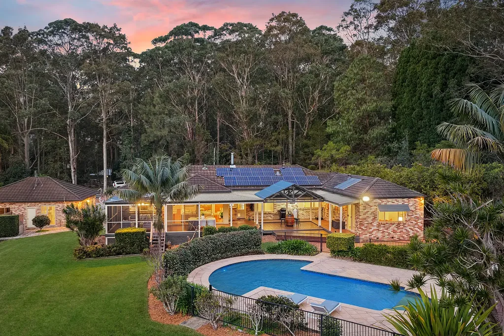 Glenning Valley 6Moenga Private lifestyle acreage living with sunshine and views