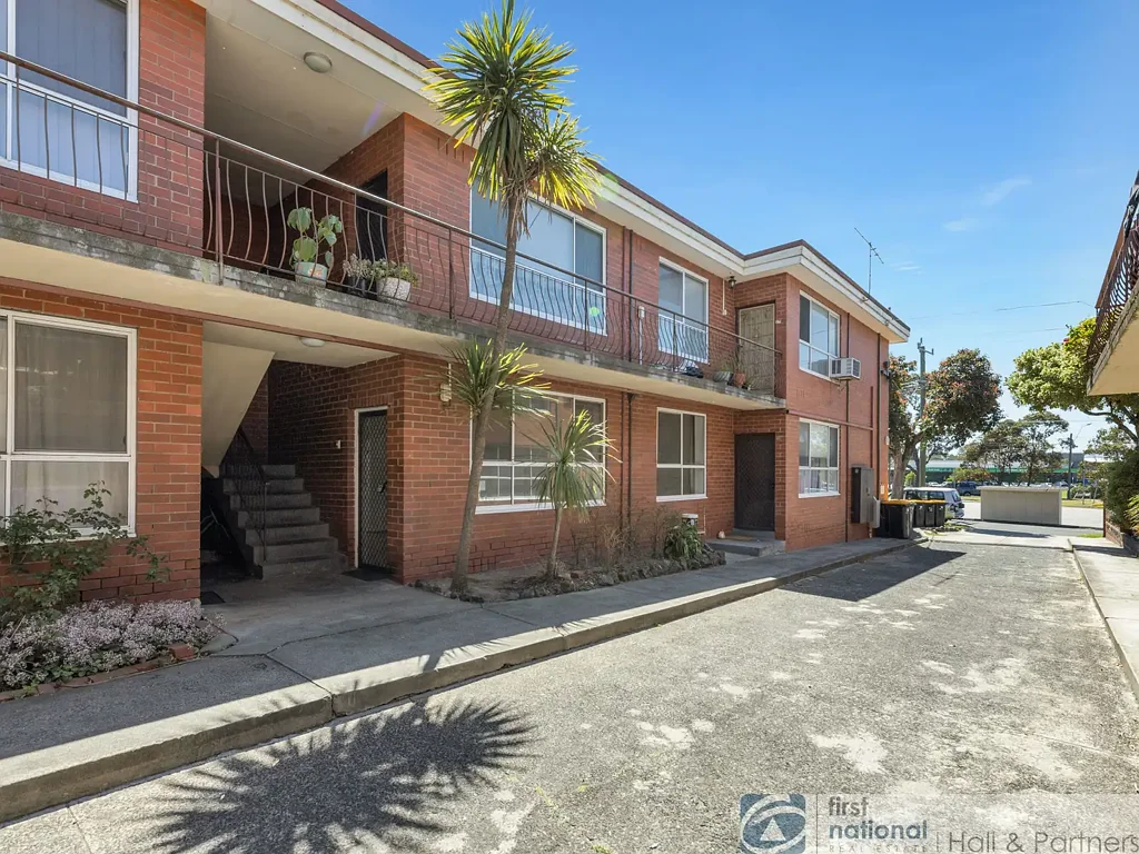 Dandenong 2部屋 Perfect first home, sensible investment or downsizer