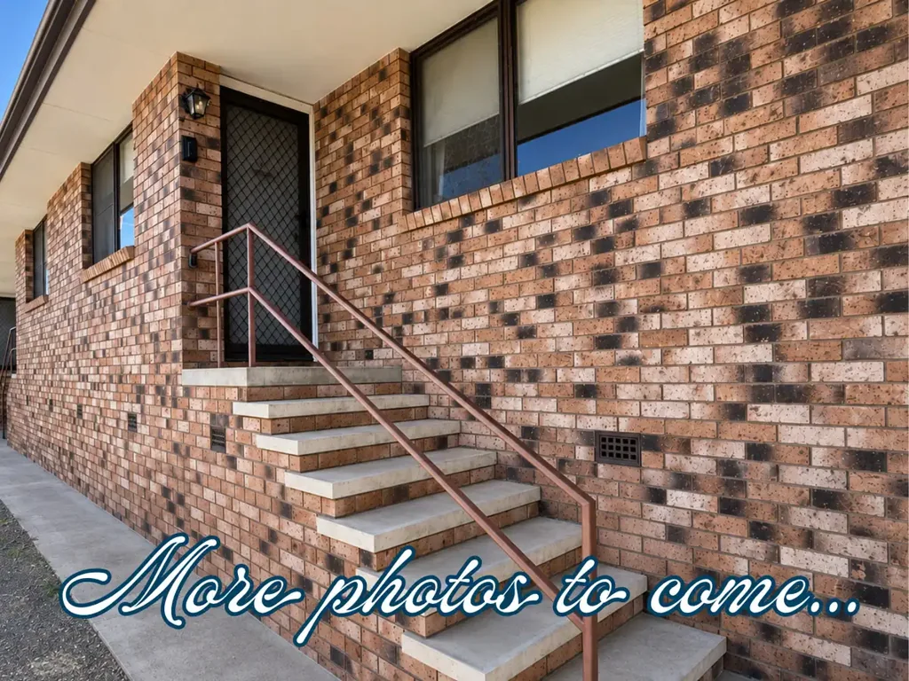 Low - Maintenance 2-Bedroom Unit in Convenient Location