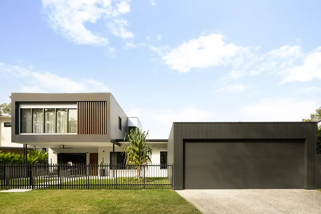 15 Creek Avenue, Ashgrove, QLD 4060