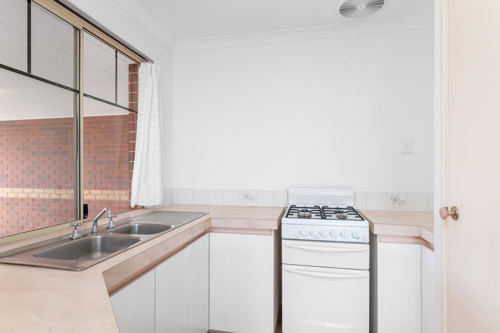 59B MILLS ST, CANNINGTON WA 6107, 0 chambres, 0 salles de bain, House