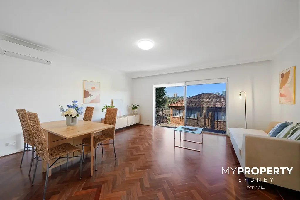 RARE FURNISHED TWO-BEDROOM APARTMENT IN PRIME CAMMERAY LOCATION