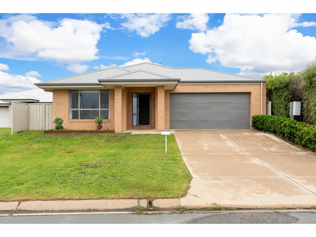 Hamilton Valley 4Zimmer Modern Comfort in a Peaceful Setting