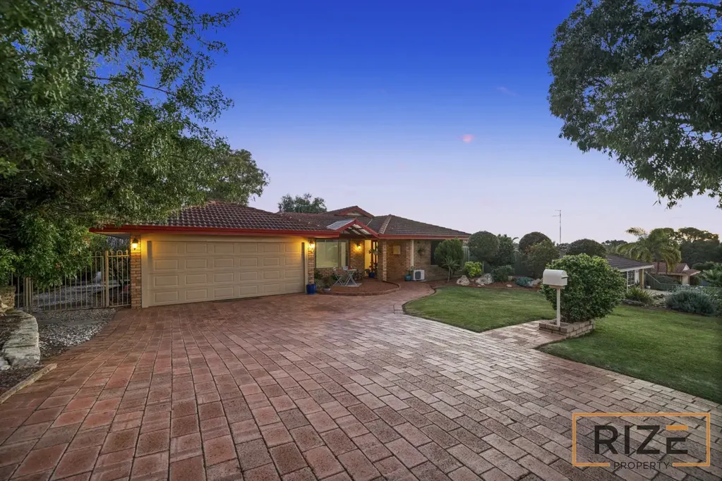 Joondalup 4ਬੈੱਡਰੂਮ POOL, ENTERTAINING, HUGE BLOCK – IN A PREMIUM JOONDALUP LOCATION