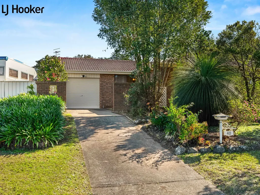 40 Yeovil Drive, Bomaderry, NSW 2541