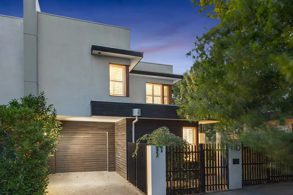 1B Kardinia Road, Glen Iris, VIC 3146