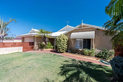 28 Hosken Street, Bluff Point, WA 6530, 4 Bedrooms, 2 Bathrooms, House