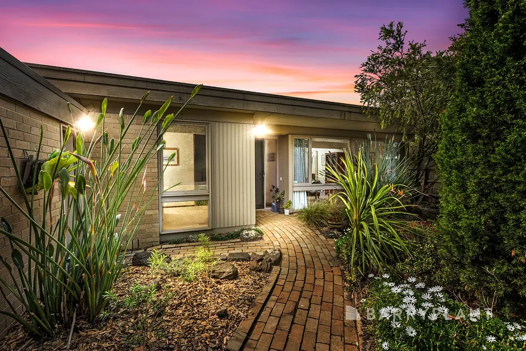 12 Mavista Avenue, Glen Waverley, VIC 3150