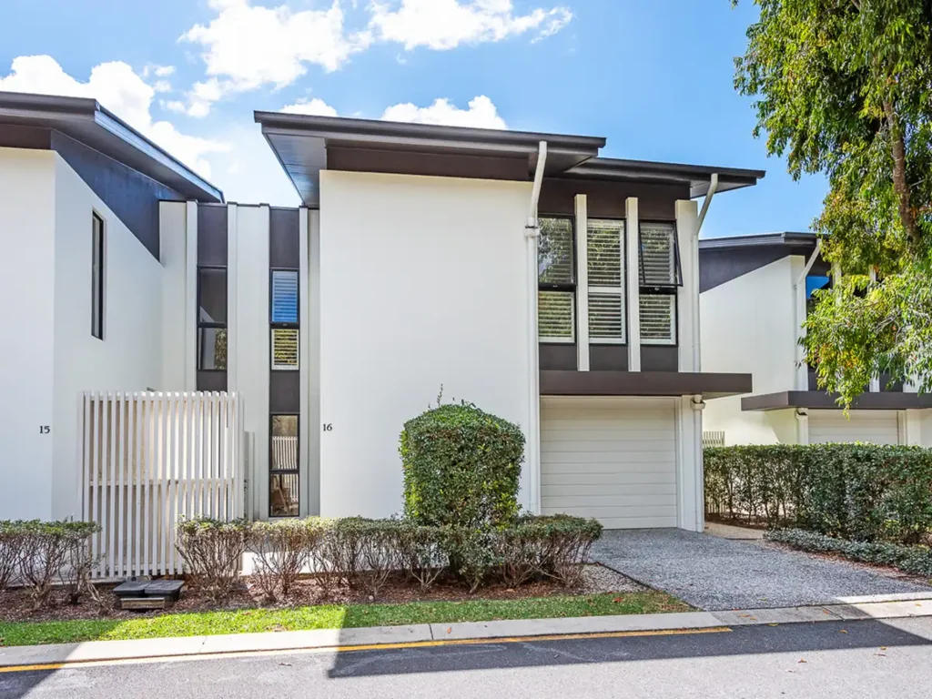 Pacific Pines 3ห้องนอน Contemporary Living in Prime Pacific Pines Location