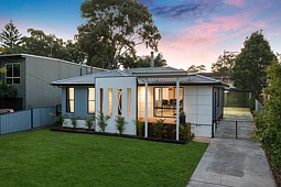 9 Bambara Avenue, Summerland Point