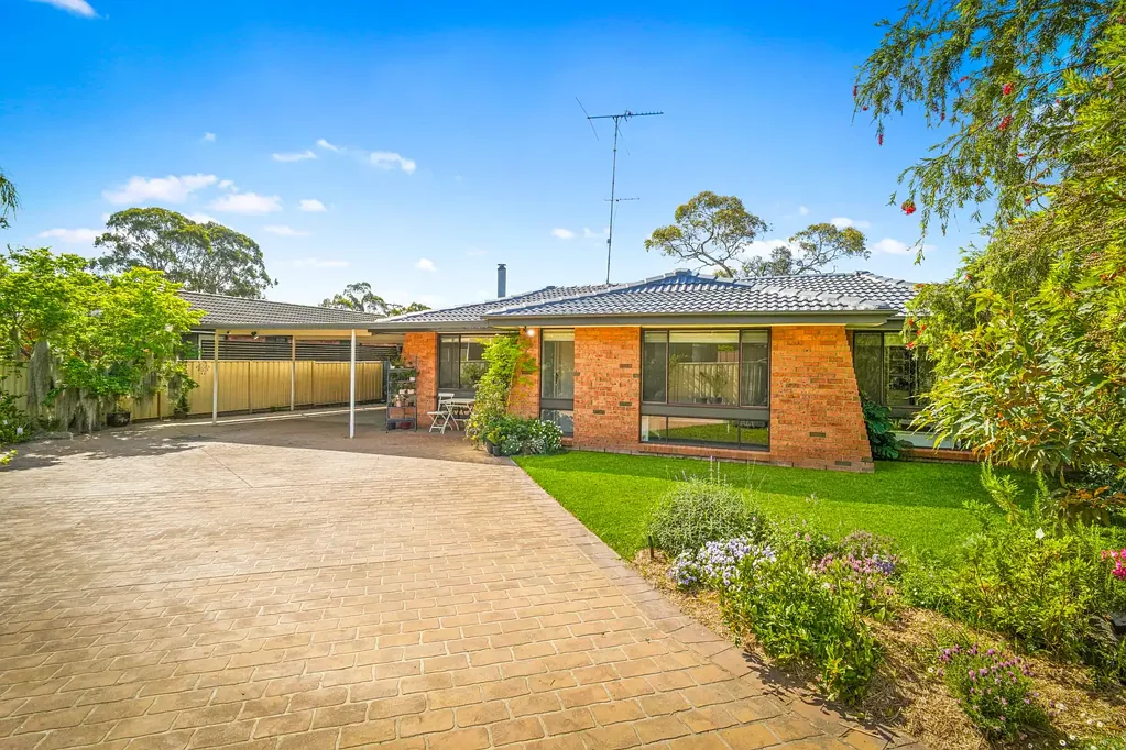 8 Grazier Place, Minchinbury, NSW 2770
