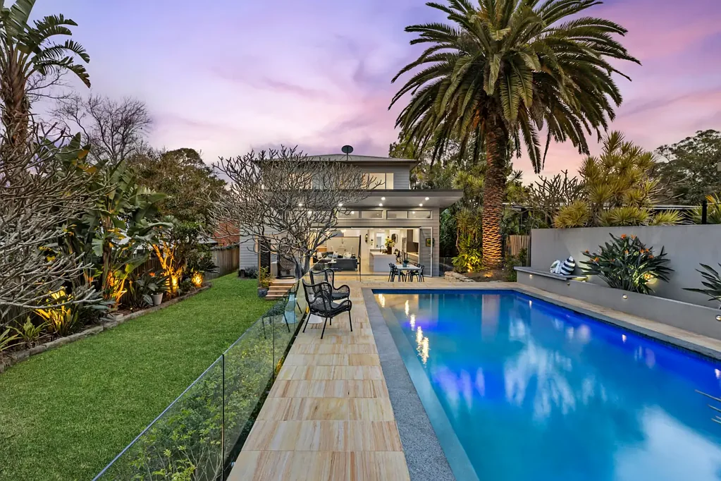 Cromer 6ਬੈੱਡਰੂਮ Refined style and spacious living in leafy Cromer