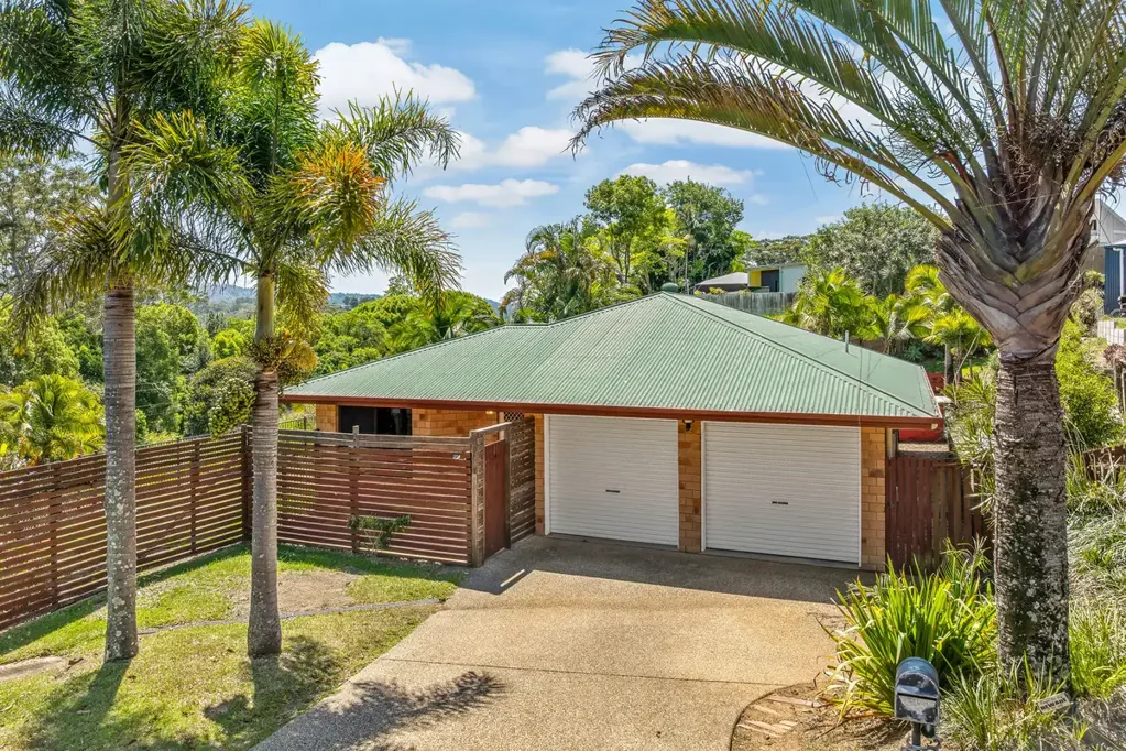 19 Holyn Close, Woombye, QLD 4559