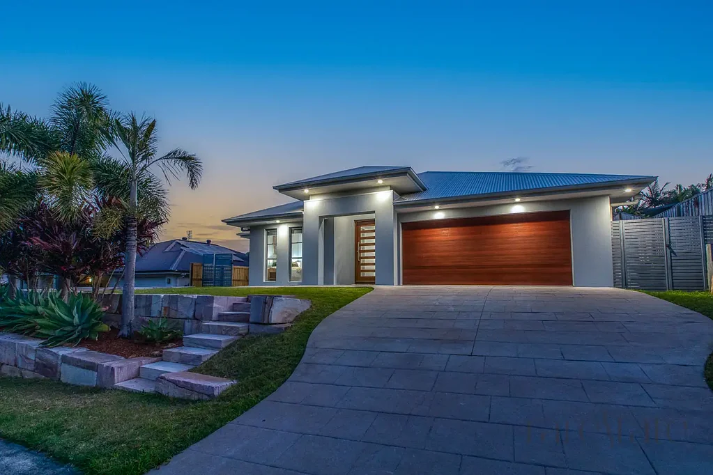 Upper Coomera 4房  FAMILY HAVEN WITH OUTDOOR BLISS & MODERN STYLE
